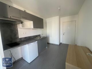  Appartement à louer 1 pièce 27 m²