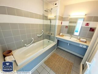  Appartement à louer 2 pièces 63 m²