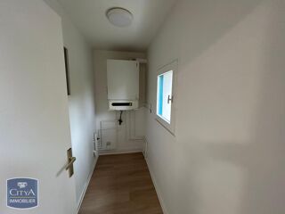  Appartement à louer 5 pièces 100 m² Besancon