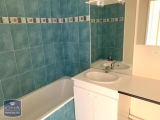  Appartement à louer 3 pièces 68 m²