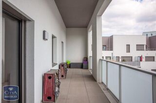  Appartement � louer 5 pi�ces 101 m�
