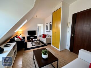  Appartement à louer 2 pièces 32 m²