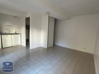  Appartement à louer 1 pièce 23 m²