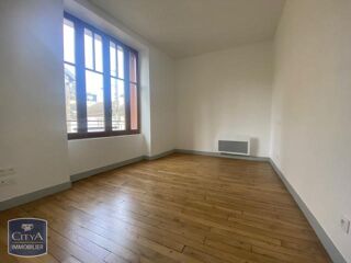  Appartement à louer 4 pièces 73 m²