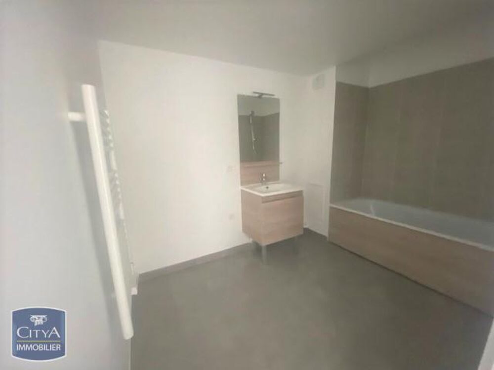 location Appartement - 3 pièce(s) - 62 m² Le Blanc-Mesnil (93150)