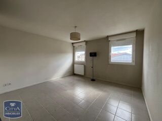  Appartement à louer 2 pièces 40 m²