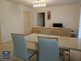  Appartement à louer 3 pièces 56 m²