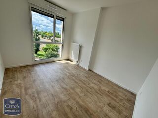  Appartement à louer 3 pièces 66 m²