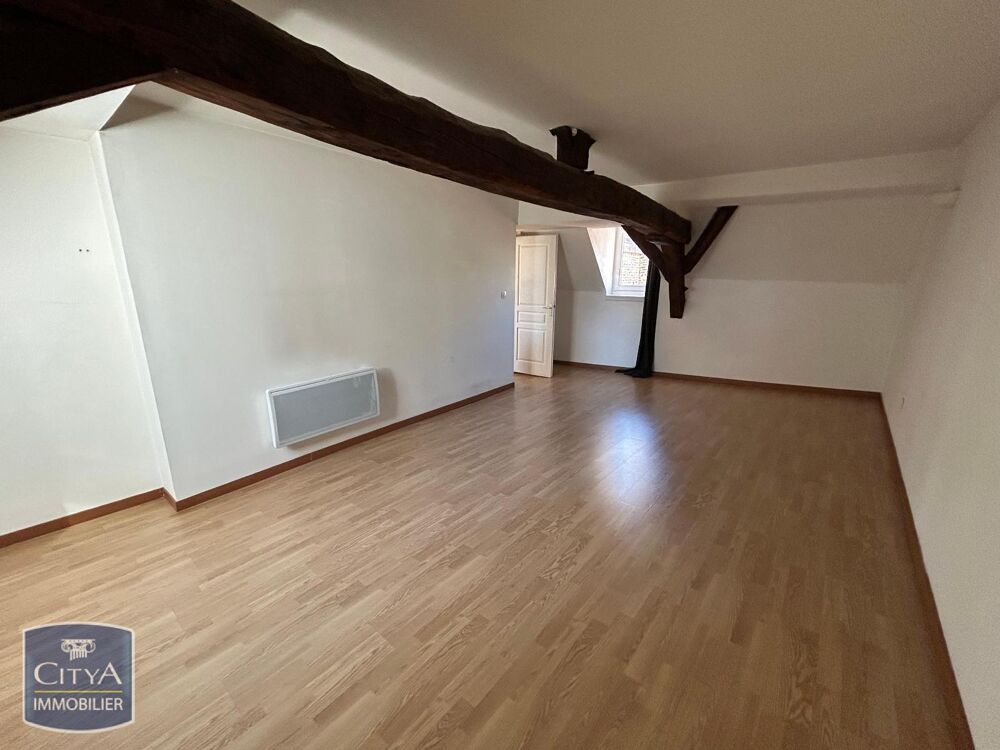 À LOUER : Découvrez ce charmant appartement en duplex, i....