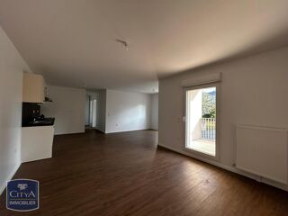  Appartement à louer 3 pièces 64 m²