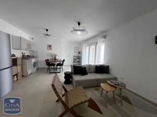 location Appartement - 3 pièce(s) - 62 m² Rodilhan (30230)