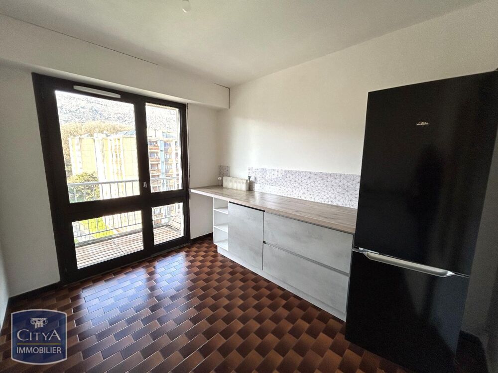 location Appartement - 2 pièce(s) - 51 m² La Motte-Servolex (73290)