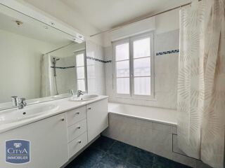  Appartement à louer 3 pièces 65 m²