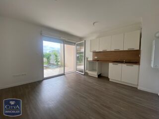  Appartement à louer 3 pièces 61 m²