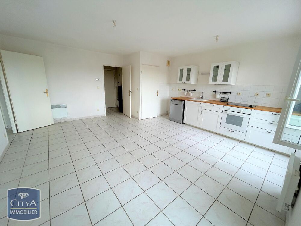location Appartement - 3 pièce(s) - 60 m² Saint-Quentin (02100)