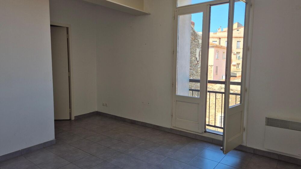 location Appartement - 3 pièce(s) - 77 m² Port-Vendres (66660)