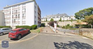  Parking / Garage à louer 