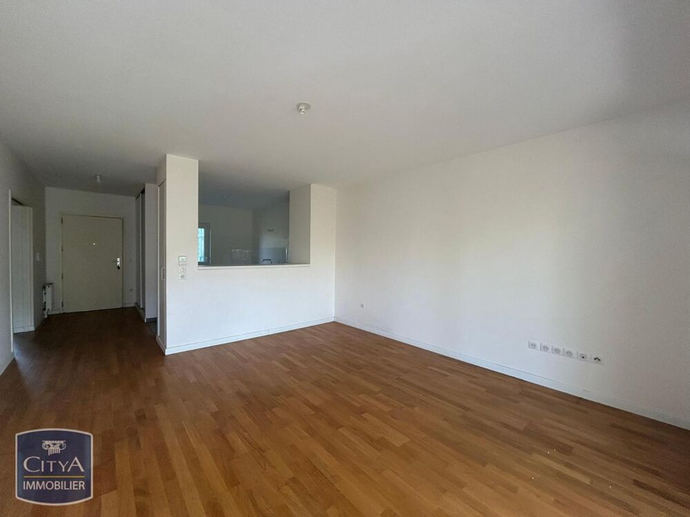 À LOUER - APPARTEMENT T4 AVEC BALCONS, PARKING ET ASCENS....