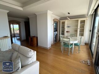  Appartement à louer 4 pièces 120 m²