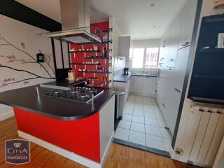  Appartement à louer 4 pièces 83 m²