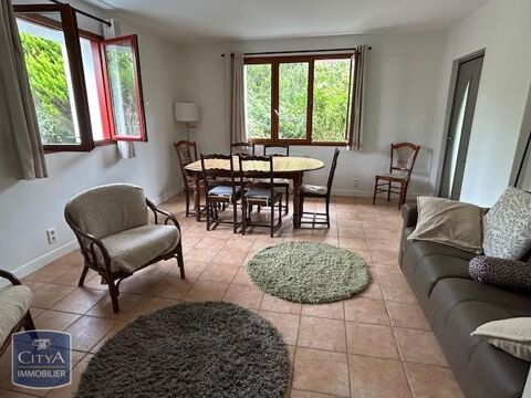   Location Appartement Appartement - 3 pièce(s) - 81 m²