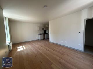  Appartement à louer 1 pièce 35 m²
