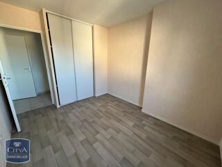  Appartement à louer 3 pièces 63 m²