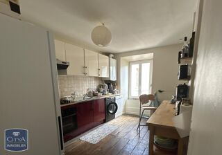  Appartement à louer 5 pièces 83 m²