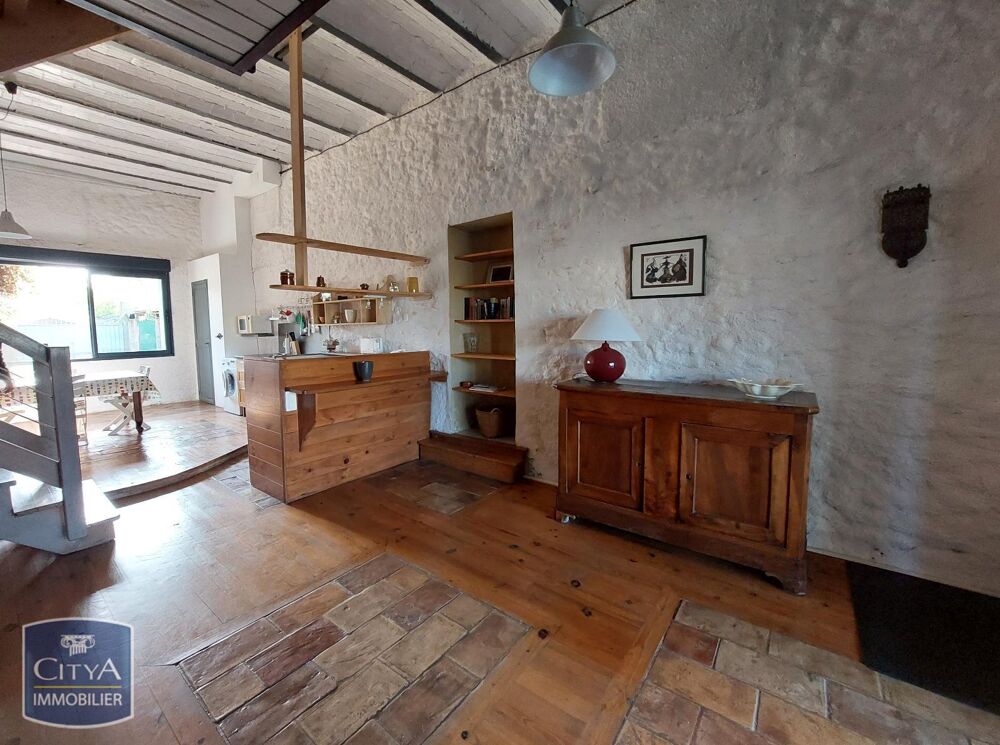 location Appartement - 3 pièce(s) - 94 m² Ceyras (34800)