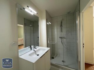  Appartement à louer 1 pièce 25 m²