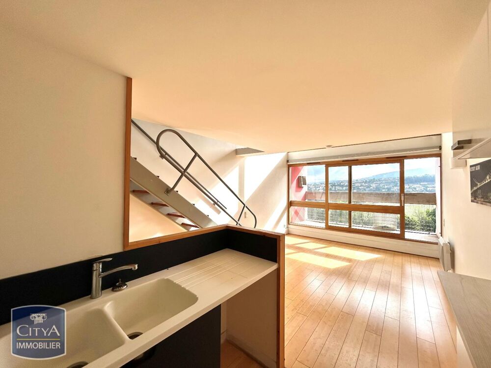 location Appartement - 1 pièce(s) - 42 m² Firminy (42700)