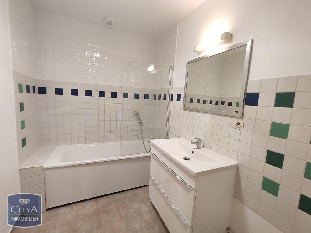 location Appartement - 3 pièce(s) - 117 m² Besançon (25000)