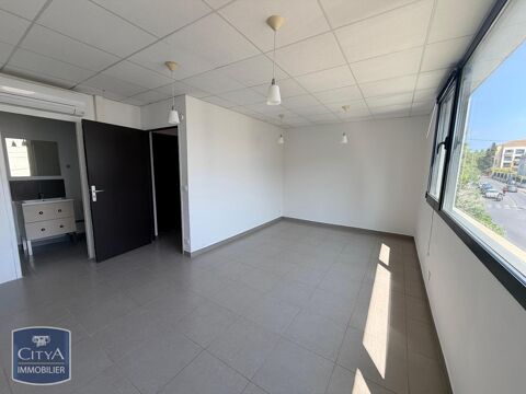 &Agrave; LOUER : Local commercial 23,29m2 situ&eacute; dans le 12&egrave;m... 559 13012 Marseille