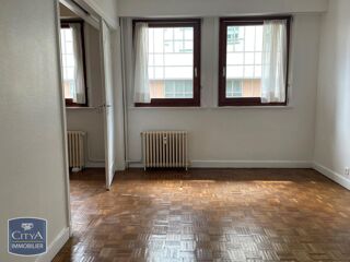  Appartement à louer 2 pièces 47 m²