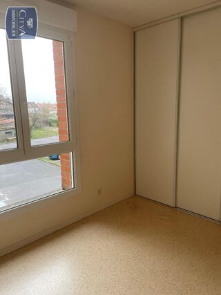  Appartement à louer 2 pièces 28 m²