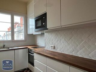  Appartement � louer 3 pi�ces 102 m�