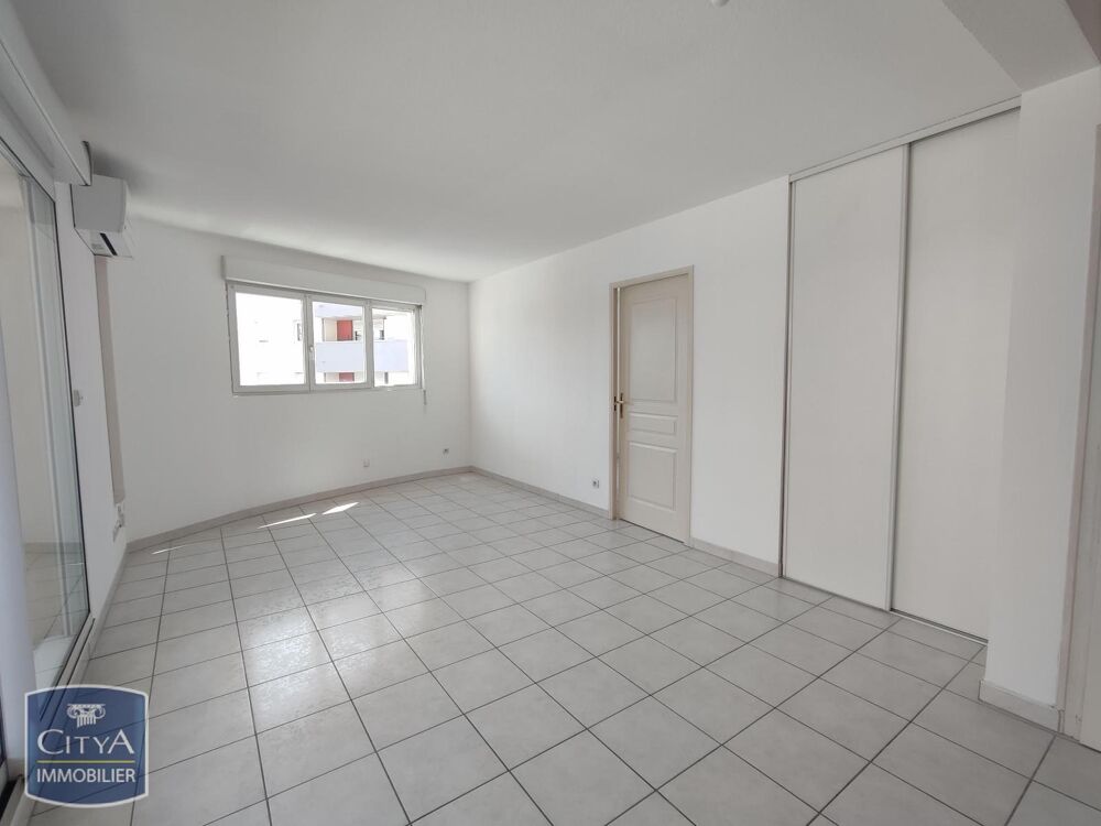 location Appartement - 2 pièce(s) - 45 m² Nimes (30900)
