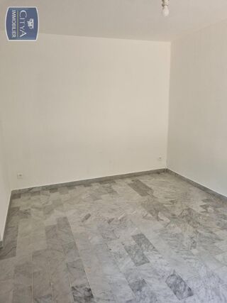  Appartement à louer 1 pièce 25 m²