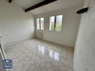  Appartement à louer 1 pièce 27 m²