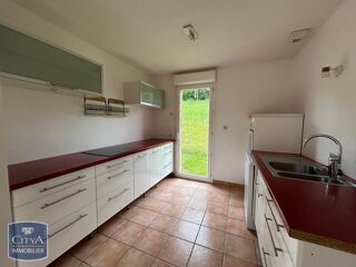  Villa à louer 5 pièces 99 m²