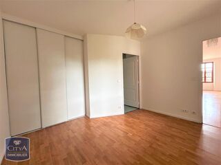  Appartement à louer 2 pièces 44 m²
