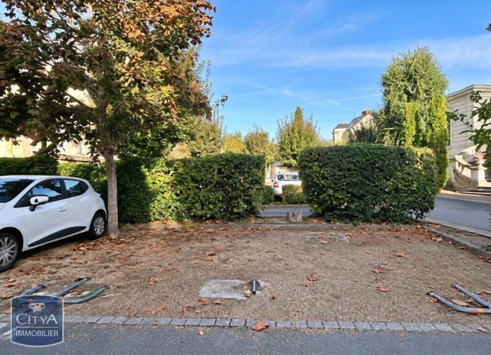 location Parking / Garage Saumur (49400)