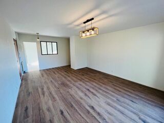  Appartement à louer 3 pièces 69 m²