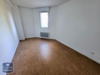  Appartement à louer 3 pièces 66 m²