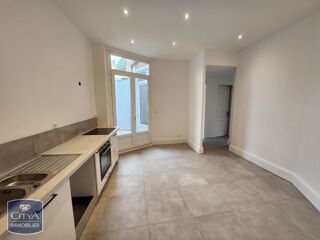  Appartement à louer 4 pièces 90 m²