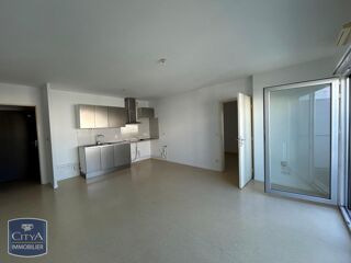  Appartement à louer 3 pièces 55 m²