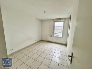  Appartement à louer 2 pièces 47 m²