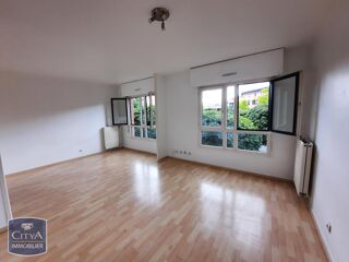  Appartement à louer 1 pièce 32 m²
