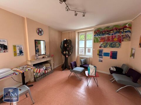 &Agrave; LOUER : Local professionnel situ&eacute; &agrave; Bourg-en-Bresse... 1300 01000 Bourg en bresse