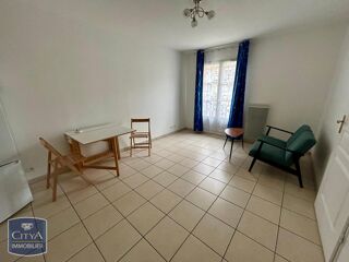  Appartement à louer 2 pièces 38 m²